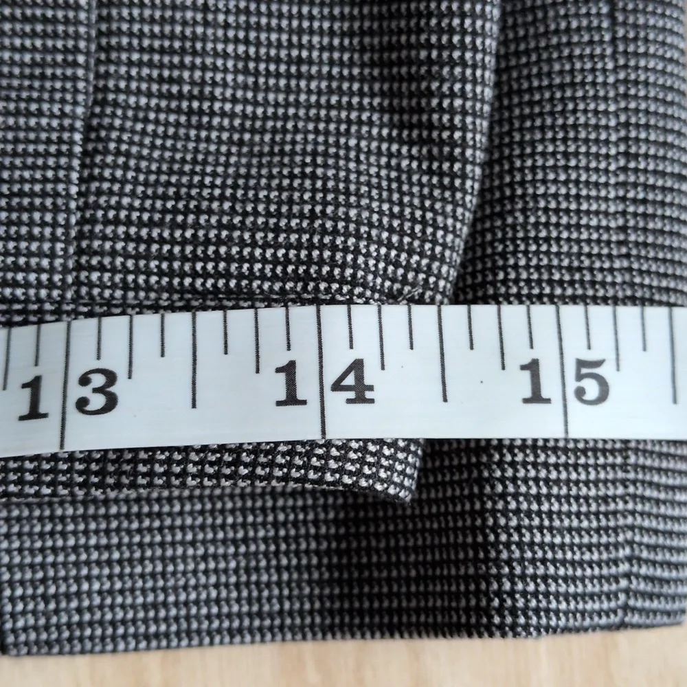 Express Design Studio Grey Textured Pencil Skirt - Size 4 - Y2K Office Chic